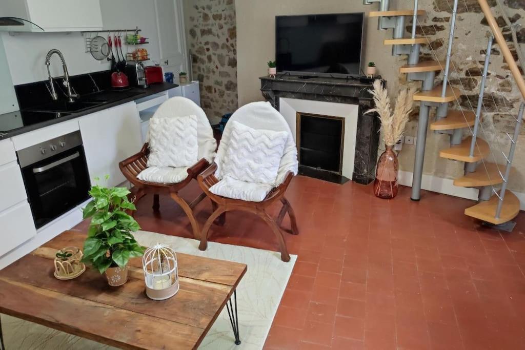 Charmant Duplex En Centre-Ville Λε Μανς Εξωτερικό φωτογραφία