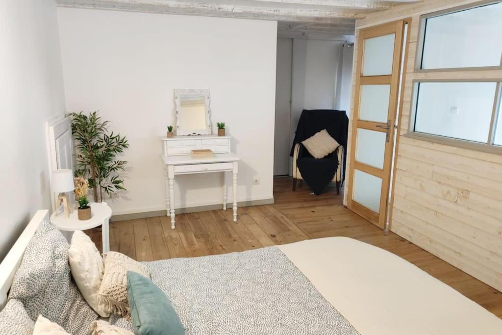 Charmant Duplex En Centre-Ville Λε Μανς Εξωτερικό φωτογραφία